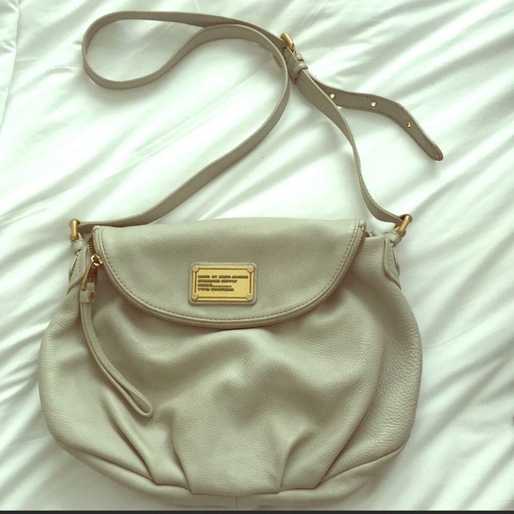 Cross body bag